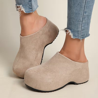 Damskie buty typu mule w nowym stylu